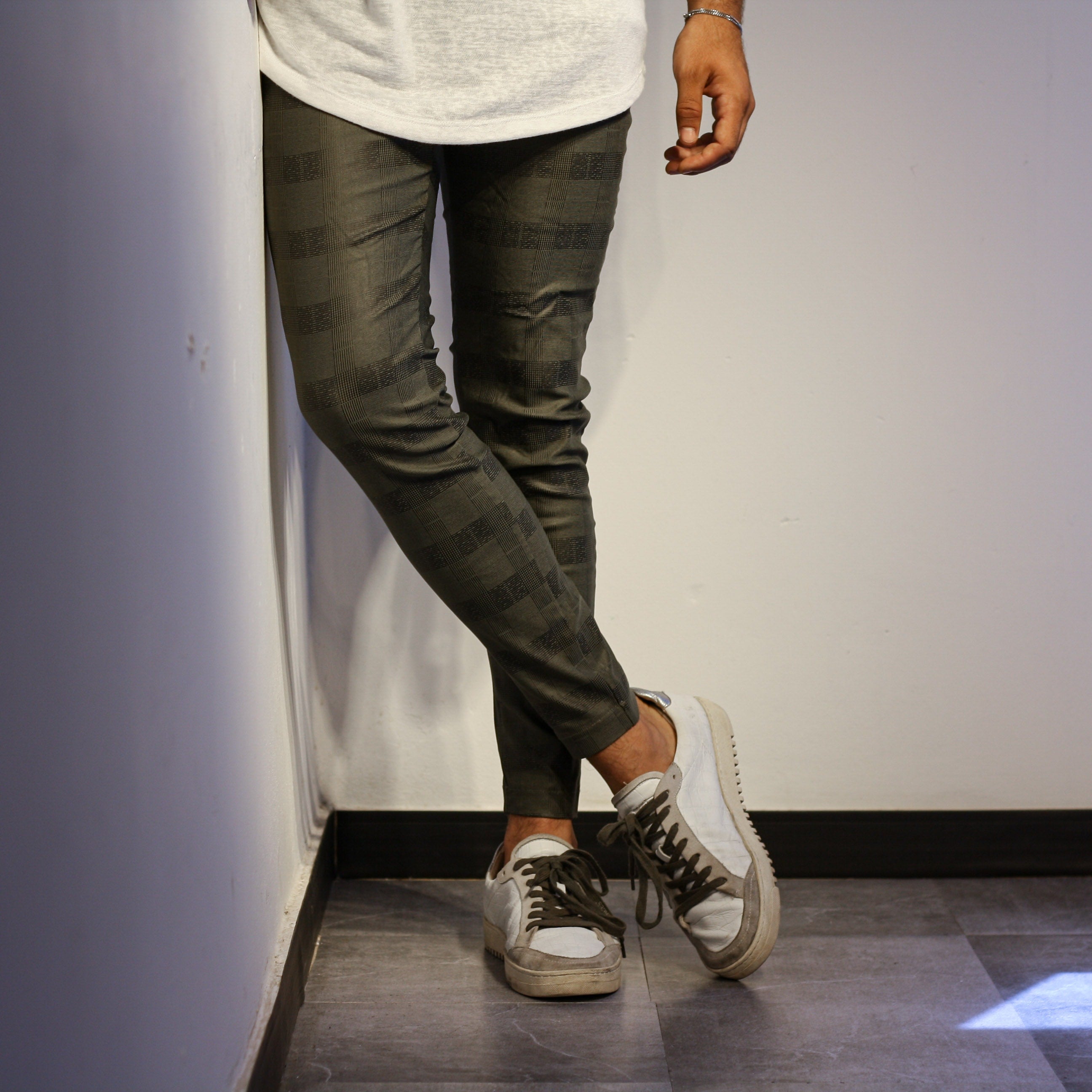 מכנס סקיני משבצות